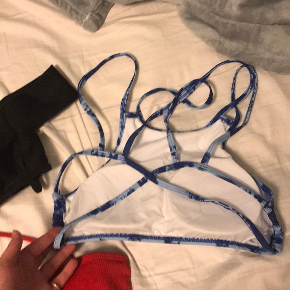 Bikini top bundle - Picture 4 of 4